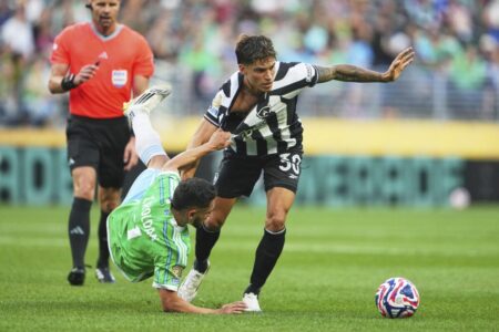 Botafogo ganó con lo justo: 2-1 con sufrimiento ante Seattle Sounders y se viene PSG imagen-5