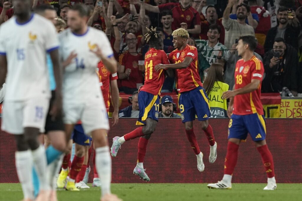España le ganó a Francia en un partidazo y jugará la final de la Nations League con Portugal imagen-4