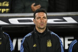 Lionel Scaloni, tras el empate con Colombia: el motivo de la salida de Messi y el “camino” de Mastantuono imagen-4