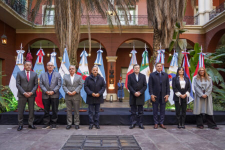 PASSALACQUA Y GOBERNADORES DEL NORTE GRANDE Y LITORAL PROPONEN UNA TARIFA ENERGÉTICA DIFERENCIADA PARA ZONAS CÁLIDAS imagen-73