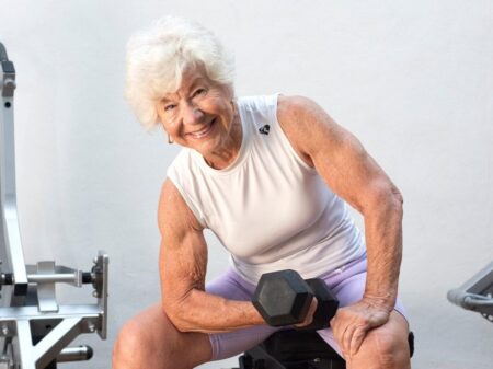 Para mayores de 80: ¿Es posible conservar la masa muscular a pesar del paso de los años? imagen-5