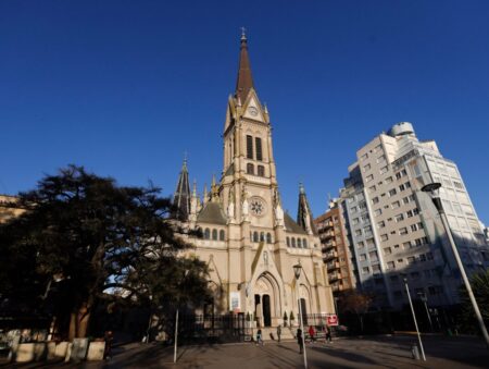 Cómo es el plan para restaurar la imponente catedral neogótica de Mar del Plata imagen-6