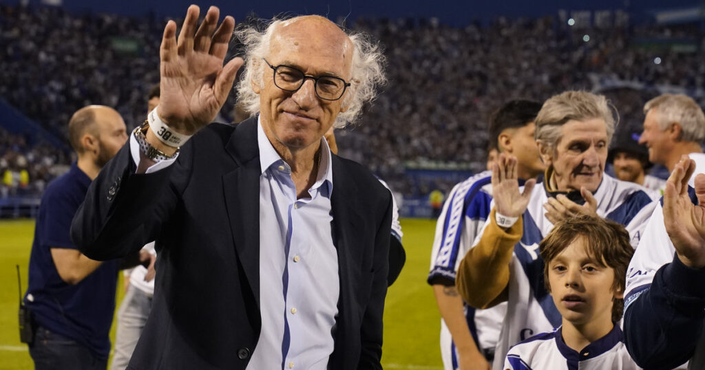 Proponen el nombre de Carlos Bianchi para una obra pública imagen-41