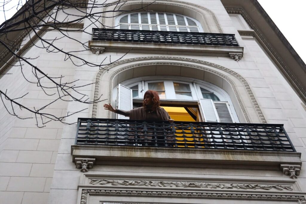 Revés para Cristina Kirchner en la causa por $22.500 millones que le reclama el Estado imagen-4