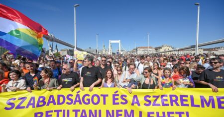 Pese a la prohibición de Orban, 100 mil personas participaron de la marcha del Orgullo en Budapest imagen-14