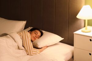 Seis rasgos psicológicos de las personas que prefieren dormir con la puerta cerrada imagen-2