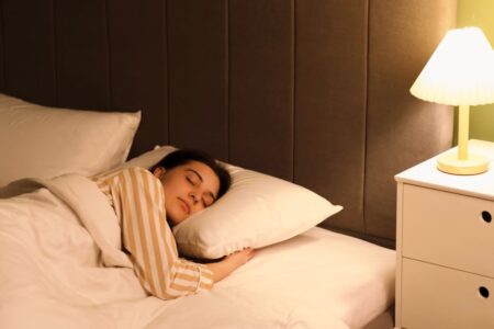 Seis rasgos psicológicos de las personas que prefieren dormir con la puerta cerrada imagen-11