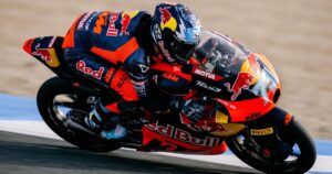 Gran viernes de Valentín Perrone en Aragón: clasificó a la Q2 en Moto3 imagen-4