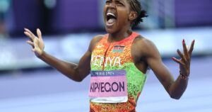 Faith Kipyegon, con unas zapatillas "voladoras", quiere ser la primera mujer en correr la milla en menos de cuatro minutos imagen-2