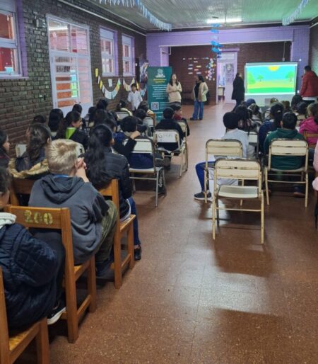 La línea Contame continúa su recorrida por las escuelas de la Provincia imagen-88
