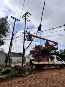 Panorama sobre servicio eléctrico en Puerto Iguazú: “No hay registros de este nivel de daños” imagen-1
