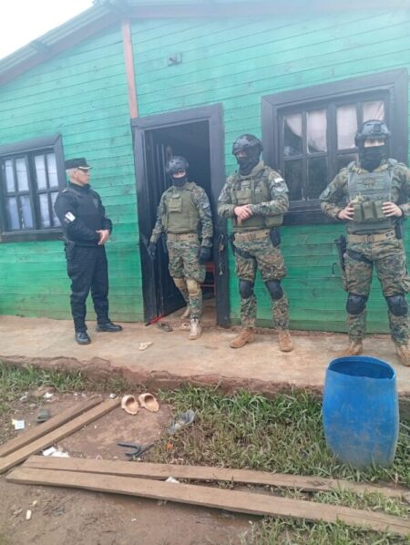 Detuvieron a “El Patrón” de Garupá junto a sus secuaces en allanamientos múltiples imagen-28