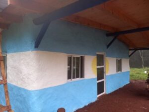 Reserva Yabotí: Energía de Misiones instaló paneles solares a la escuela de la aldea mbyá «Pindo Ty» imagen-1