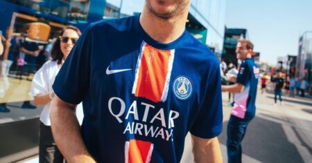 Pierre Gasly lució la camiseta del París Saint Germain en el Gran Premio de Barcelona imagen-8