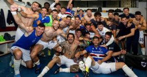 La Sampdoria se salvó del descenso después de descender imagen-2