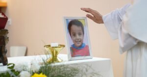 Un año sin Loan: celebran una misa para pedir por su "pronta aparición" y un "reencuentro lleno de alegría" con la familia imagen-4