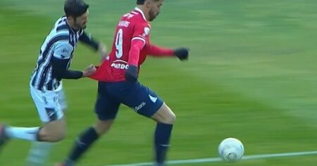 Video: el penal que no le dieron a Independiente imagen-19