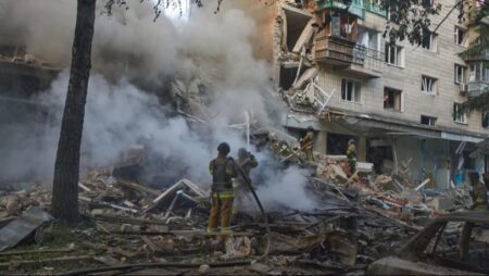 Ataques rusos dejan al menos 15 muertos y 75 heridos en Ucrania imagen-18