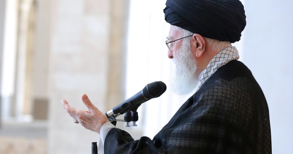 Guerra Irán-Israel: Ali Jamenei advierte a Trump de un "daño irreparable" si interviene: "Los iraníes no son de los que se rinden" imagen-96