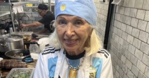 Carmen, la abuela que se luce en un restaurante de Nueva York con sus platos argentinos: su historia llegó a una película de Netflix imagen-3