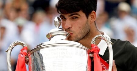 Carlos Alcaraz, campeón en Queens, llega afilado al debut en Wimbledon imagen-8