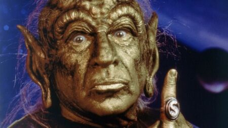 28 años después de su retiro, regresa el actor de las películas más populares de los 90: Vuelve con la secuela de una mítica película de aventuras y ciencia ficción imagen-6