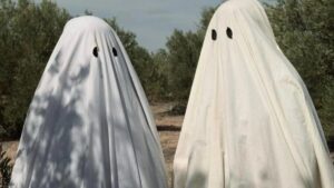 Llega a Filmin el 'Expediente X manchego', una de las películas españolas más originales y singulares de nuestro cine reciente imagen-4