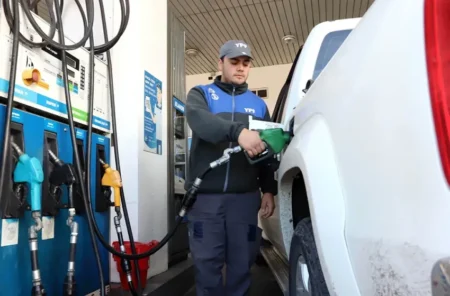 YPF aumenta sus combustibles un 3,5% desde este martes imagen-9