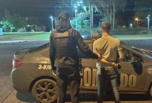 Campo Viera | La Policía detuvo a un ladrón y secuestró dinero en efectivo imagen-12