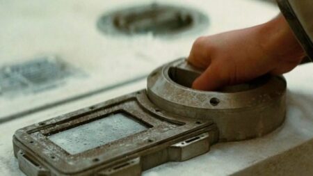 Este actor tardó una hora y 37 minutos en aparecer en una de las mejores películas de ciencia ficción de todos los tiempos pero su papel es crucial imagen-6