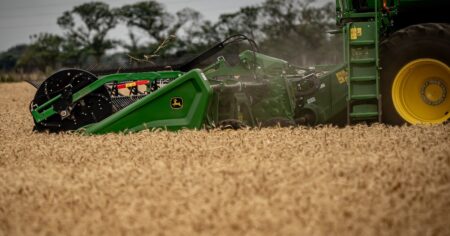 "Entorno económico y financiero más predecible": una multinacional bajó los precios de sus máquinas agrícolas imagen-9