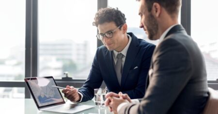 Cómo elegir al asesor financiero ideal para cuidar tu dinero imagen-7