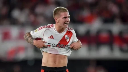 Real Madrid presentó a Franco Mastantuono con un video imagen-12