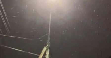 Nieve en Buenos Aires: se cumplió el pronóstico de nevadas en el Conurbano y se registra la caída de copos en localidades del AMBA imagen-6