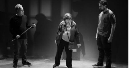 Federico León y una obra que pivotea sobre gente trabajándose a sí misma imagen-6