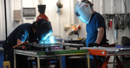 El desempleo fue del 7,9% en el primer trimestre de 2025 imagen-15