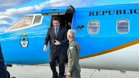 Javier Milei encara una nueva gira internacional: se reunirá con el papa León XIV y Giorgia Meloni imagen-7