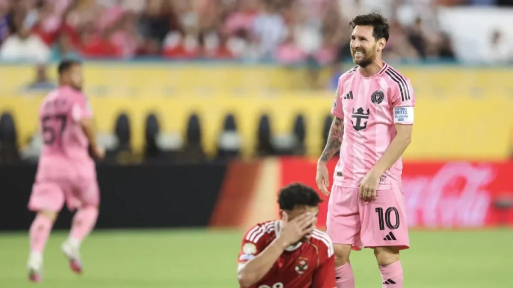 El Inter Miami de Messi sufrió y se llevó un empate en el Mundial de Clubes: reviví lo mejor vs. Al-Ahly - TyC Sports imagen-44