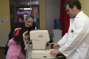 Más de 450 alumnos recibieron atención médica en la campaña "Supersanitos" imagen-2