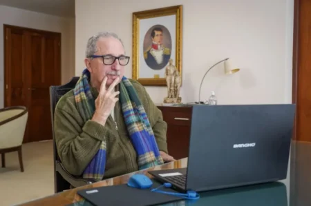 Passalacqua planteó rever la política nacional en torno a la infraestructura imagen-14