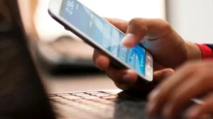 Acceso a las TIC en Posadas: caen los hogares con computadora y crece el uso de celulares imagen-1