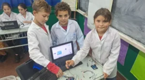 "Sumá tu escuela" incorpora propuestas sobre IA, programación e impresión 3D imagen-2