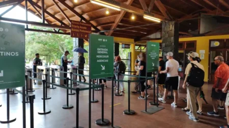 Ambientalistas solicitan que se inicie la licitación pública de los servicios dentro del Parque Nacional Iguazú imagen-12