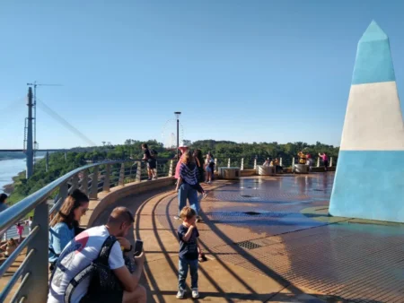 Iguazú arranca el fin de semana largo con un 60% de ocupación hotelera imagen-9