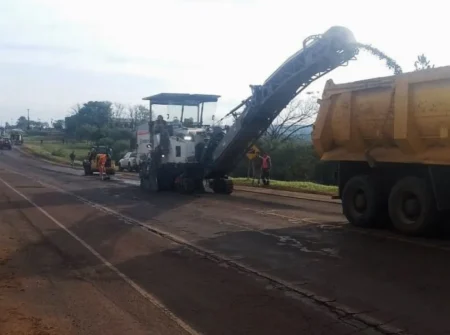 Provincia avanza el reasfaltado de la ruta 1 en San José imagen-10