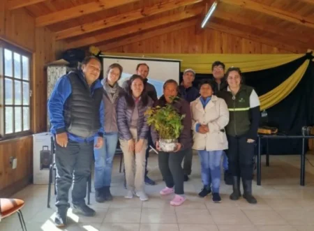 Productores de El Alcázar se capacitaron y recibieron plantines de árboles nativos imagen-10