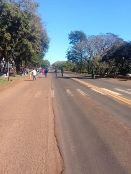 Se normaliza la circulación en la Ruta Nacional 12 a la altura de Jardín América imagen-15