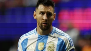 Messi será suplente ante Chile y Nicolás Paz ocupará su lugar en el once titular imagen-2