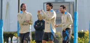 Eliminatorias Sudamericanas | Con la vuelta de Messi y Paredes en el equipo inicial, la Selección Argentina recibe esta noche a Colombia: hora, TV y formaciones imagen-6