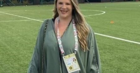 Crisis en Estudiantes: el trasfondo de la amenaza de Eduardo Domínguez y una brasileña a la que llaman 'la Barbie del fútbol' en medio de la discordia imagen-13